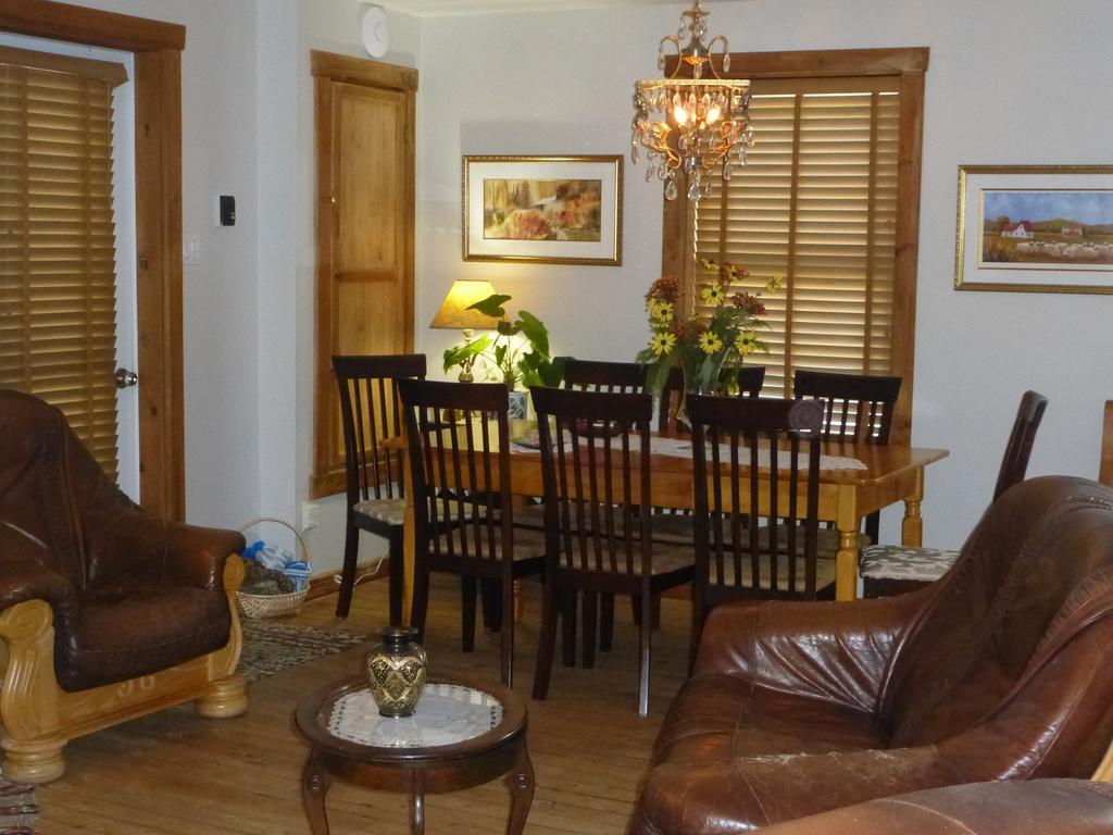 B&B Les Deux Pignons Petit-Saguenay Esterno foto