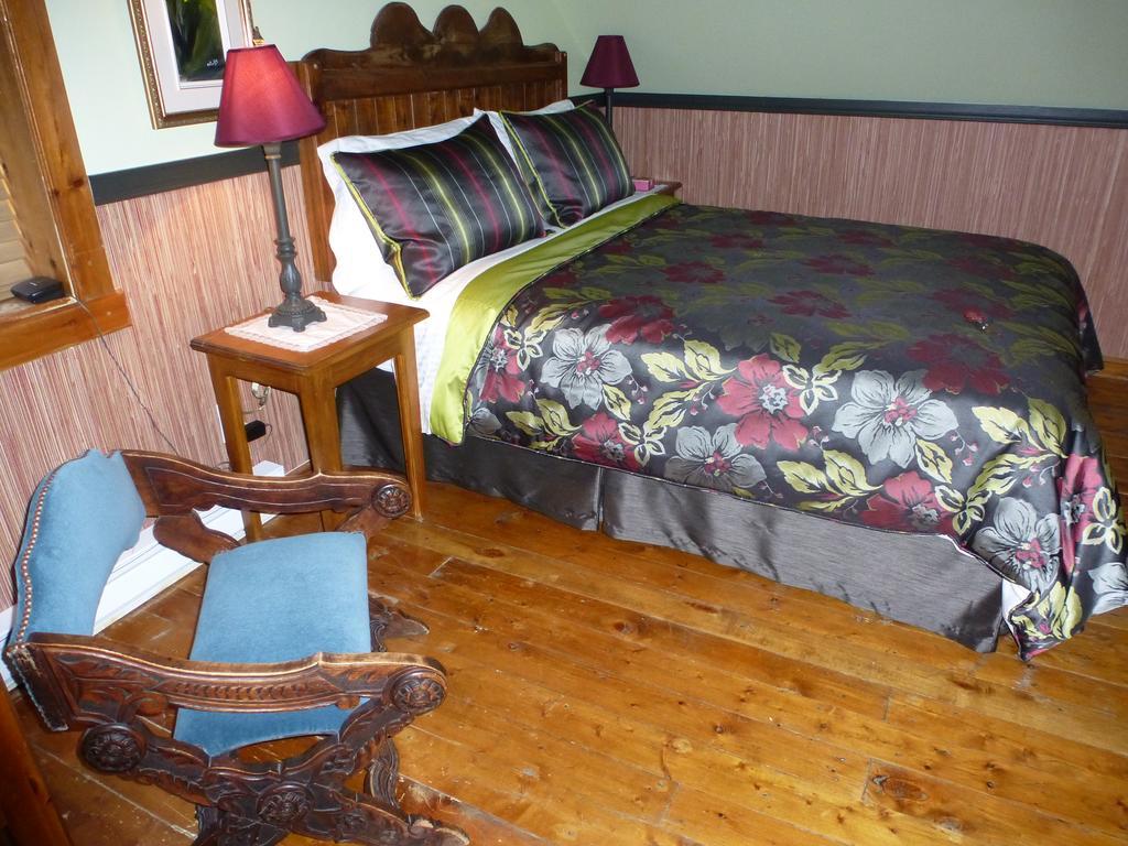 B&B Les Deux Pignons Petit-Saguenay Esterno foto