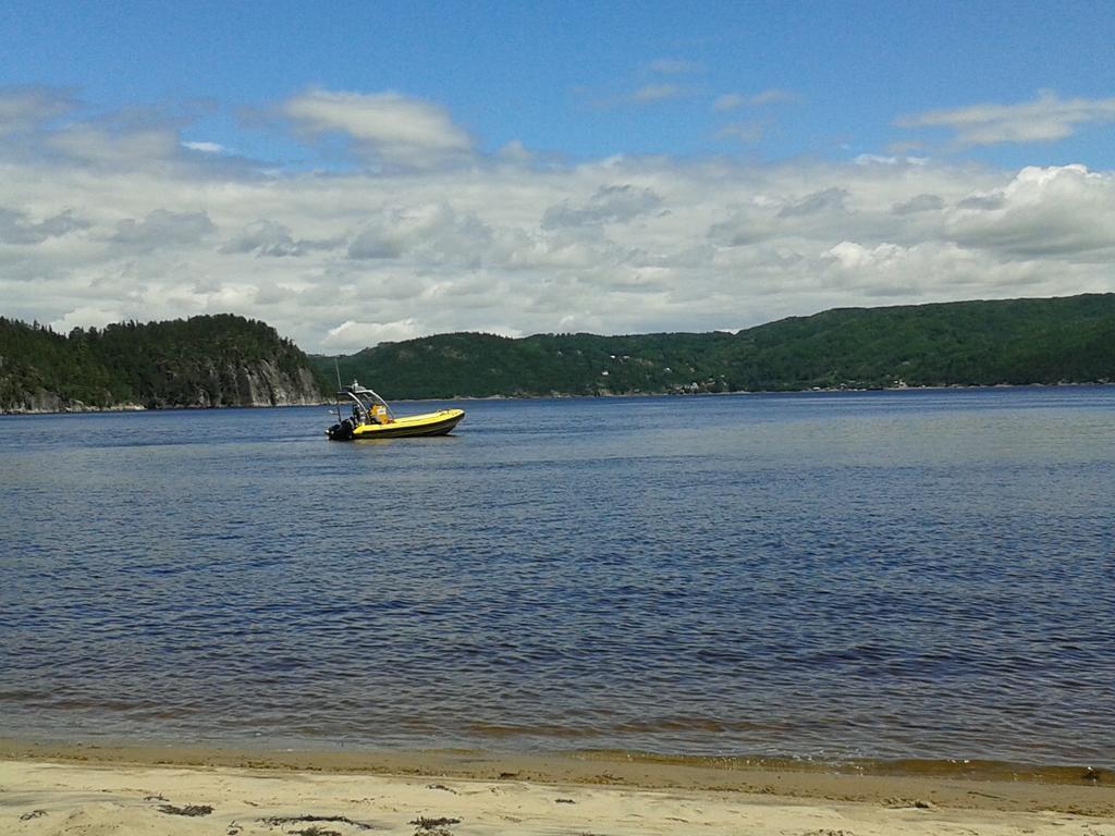 B&B Les Deux Pignons Petit-Saguenay Esterno foto